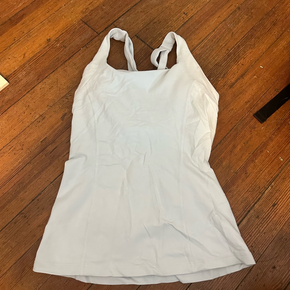 white lulu lemon tank top - size 4